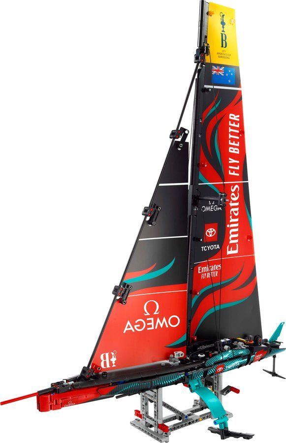 LEGO 42174 Emirates Team New Zealand AC75 Yacht