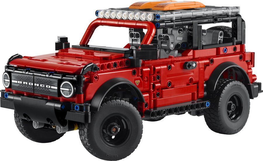 LEGO 42213 Ford Bronco SUV
