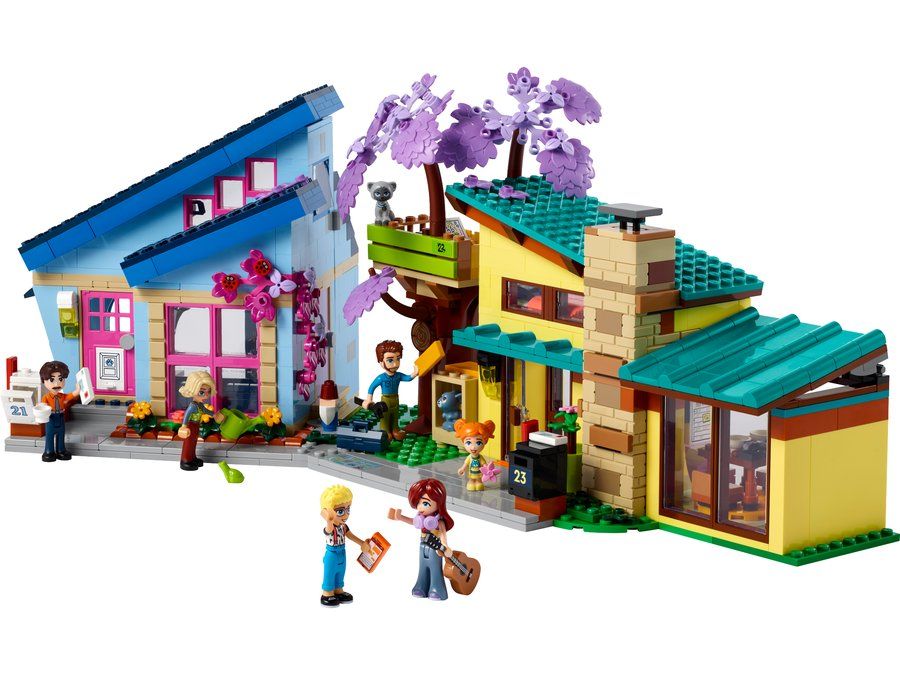 LEGO 42620 Olly's and Paisley's Family Homes