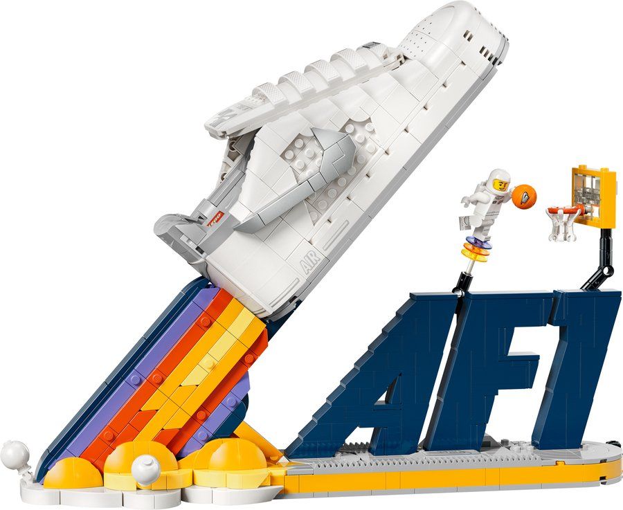LEGO 43026 Nike Air Force 1 x LEGO Set