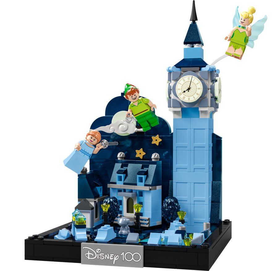 LEGO 43232 Peter Pan & Wendy's Flight over London
