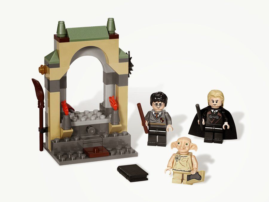 LEGO 4736 Freeing Dobby