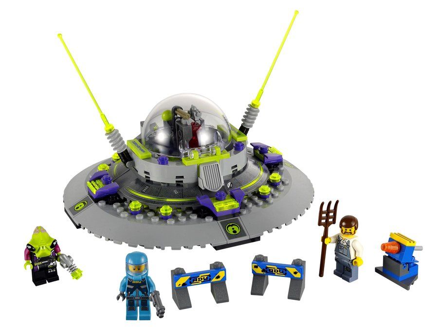 LEGO 7052 UFO Abduction