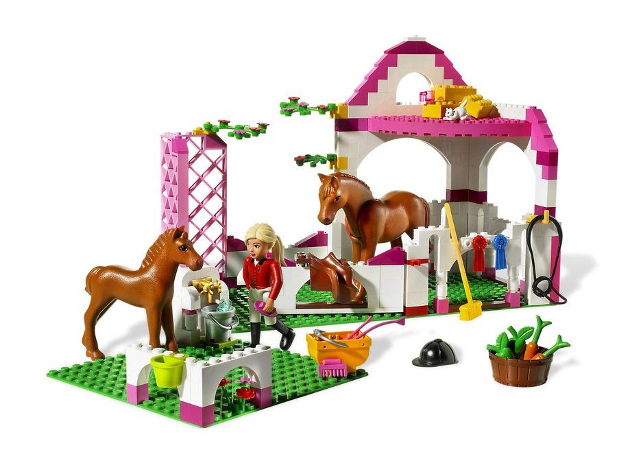 LEGO 7585 Horse Stable