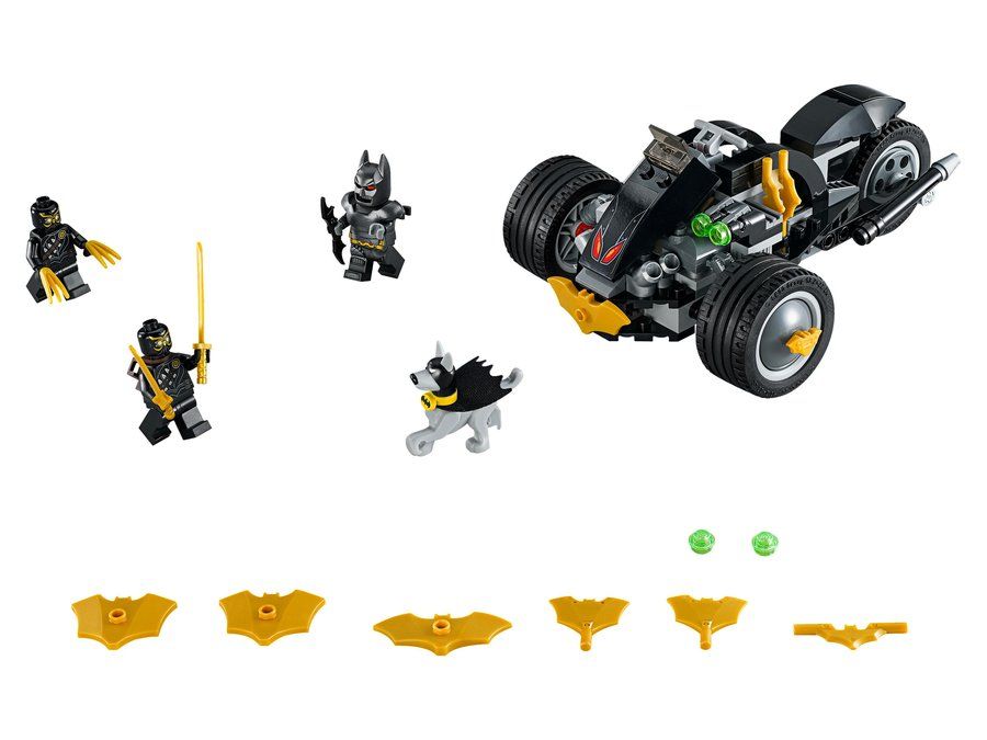 LEGO 76110 Batman: The Attack of the Talons