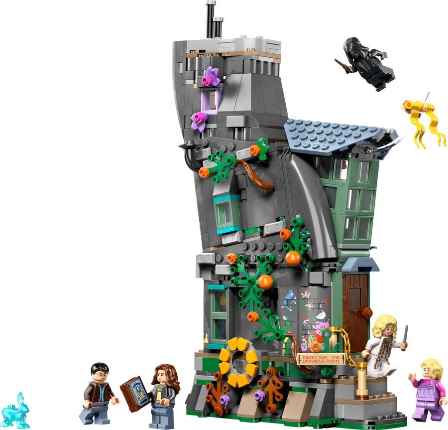 LEGO 76467 Luna Lovegood's House